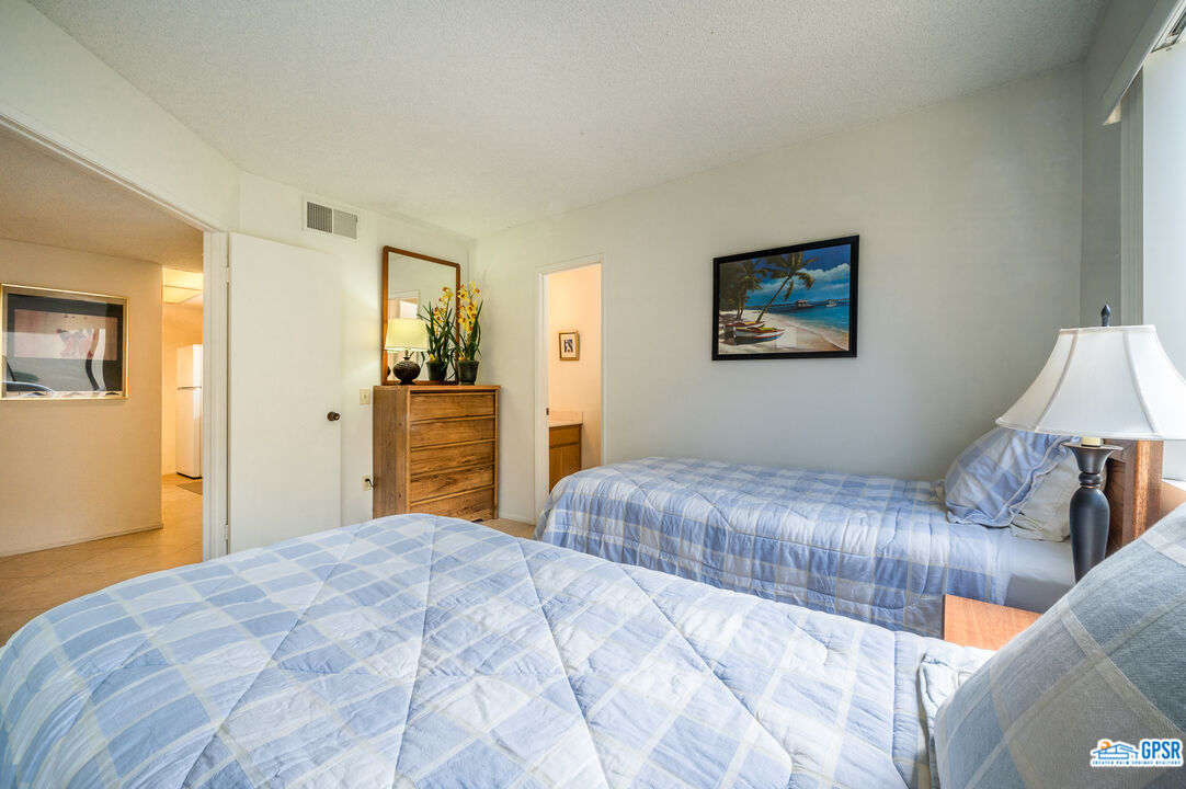Image 19 for 40513 Bay Hill Way