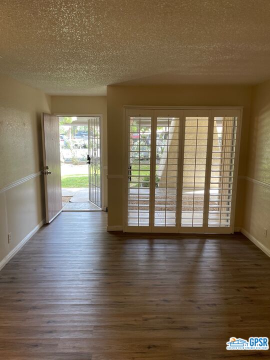 Image 6 for 550 Villa Ct #104