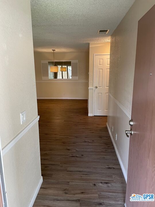 Image 3 for 550 Villa Ct #104