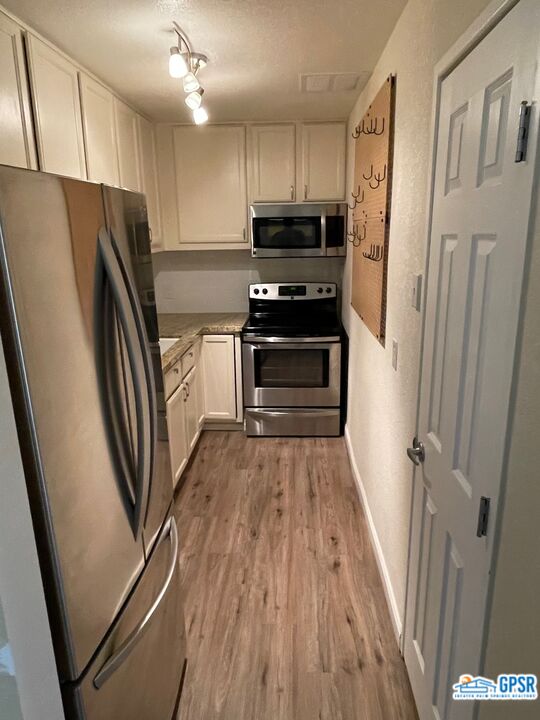 Image 7 for 550 Villa Ct #104