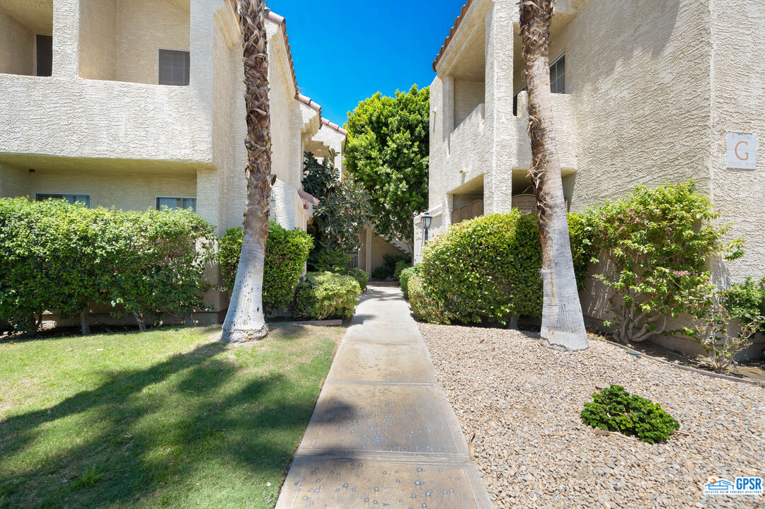 Image 16 for 2700 Lawrence Crossley Rd #92