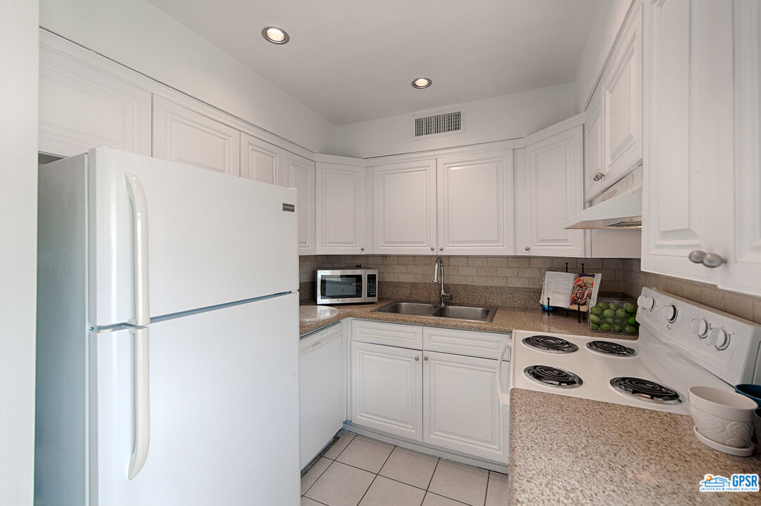 Image 10 for 838 Cottonwood Rd #3