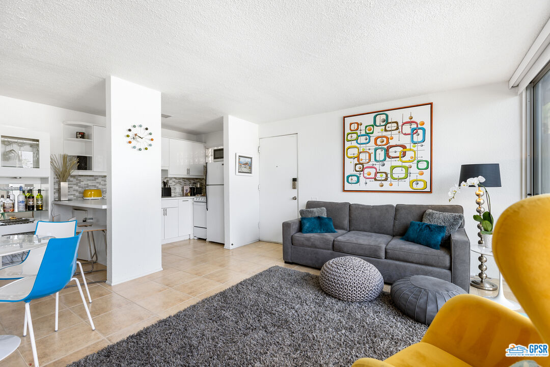 Image 3 for 1111 Palm Canyon Dr #107