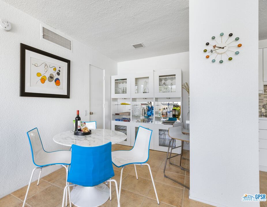 Image 4 for 1111 Palm Canyon Dr #107