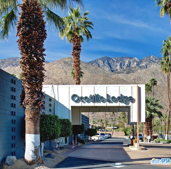 Image 17 for 1111 Palm Canyon Dr #107