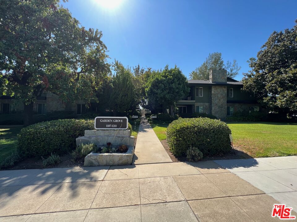 Thumbnail for 1195  S Orange Grove Blvd