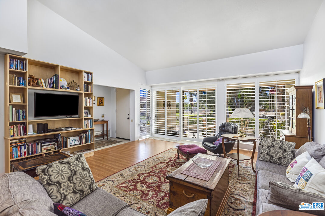 Image 6 for 2527 Whitewater Club Dr #D