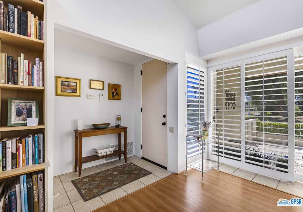 Image 4 for 2527 Whitewater Club Dr #D