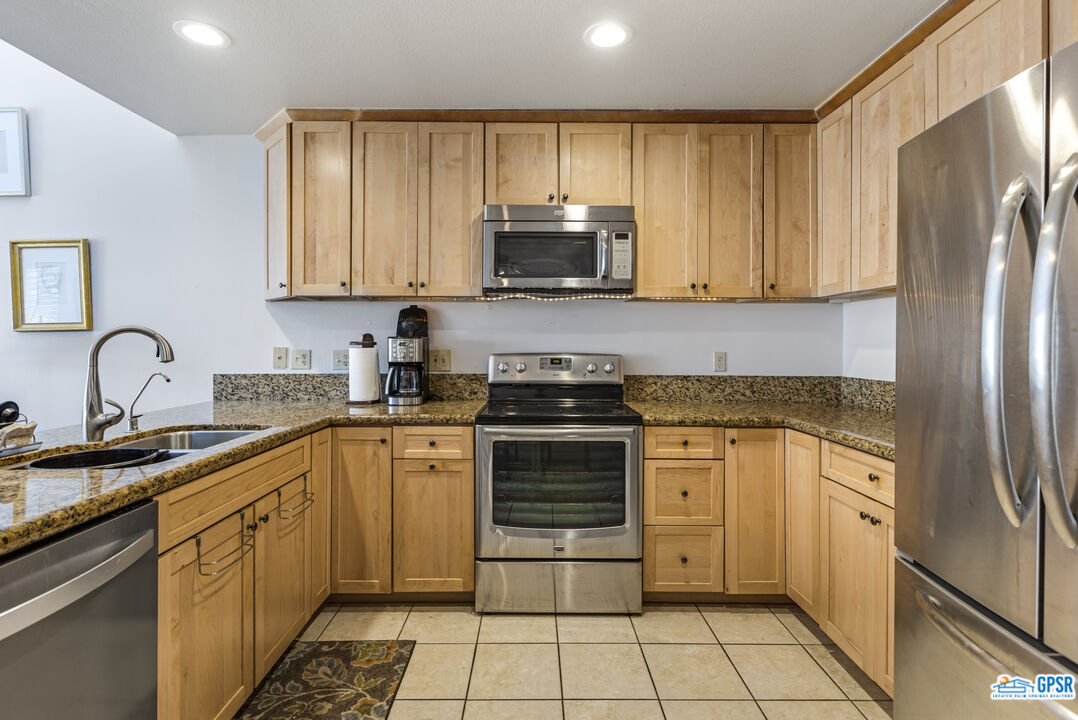 Image 13 for 2527 Whitewater Club Dr #D