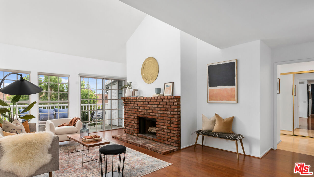 Thumbnail for 230 S Madison Ave #307
