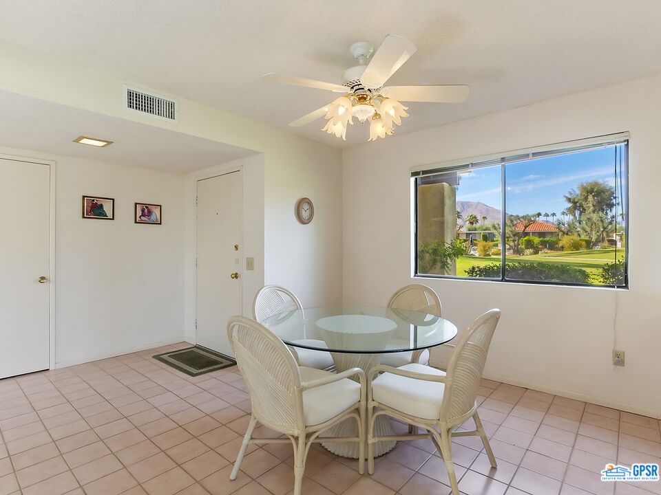 Image 5 for 694 N Majorca Cir
