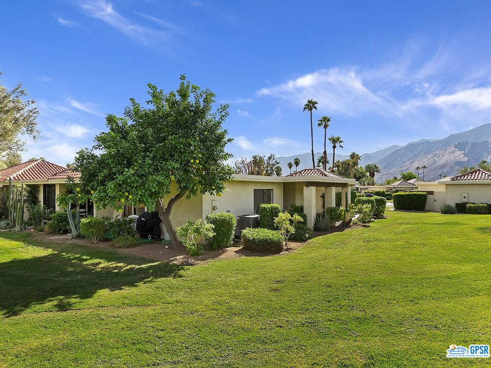 Image 21 for 694 N Majorca Cir