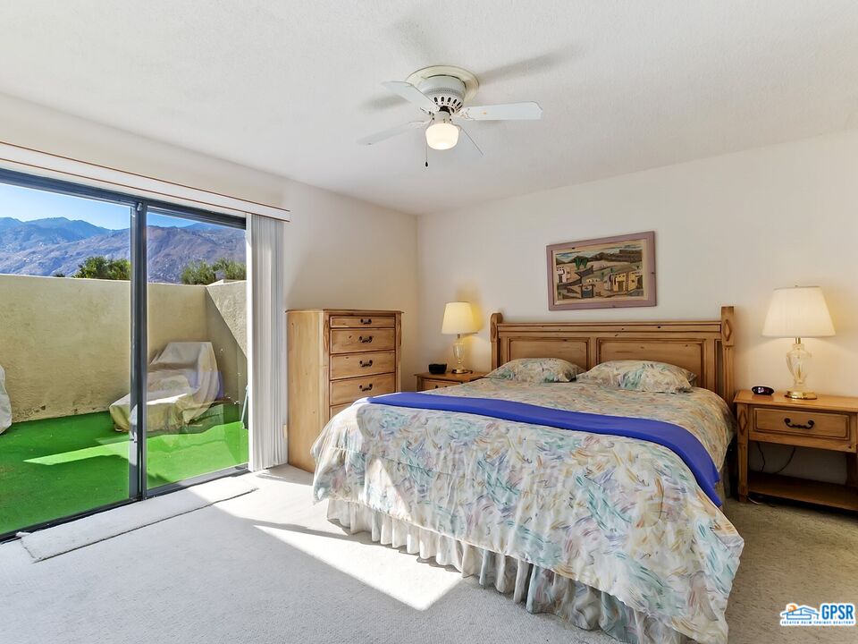 Image 8 for 694 N Majorca Cir