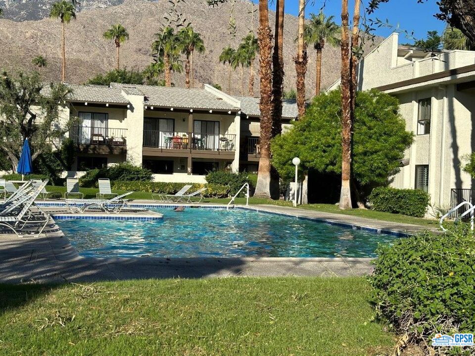 Image 2 for 1150 Palm Canyon Dr #78