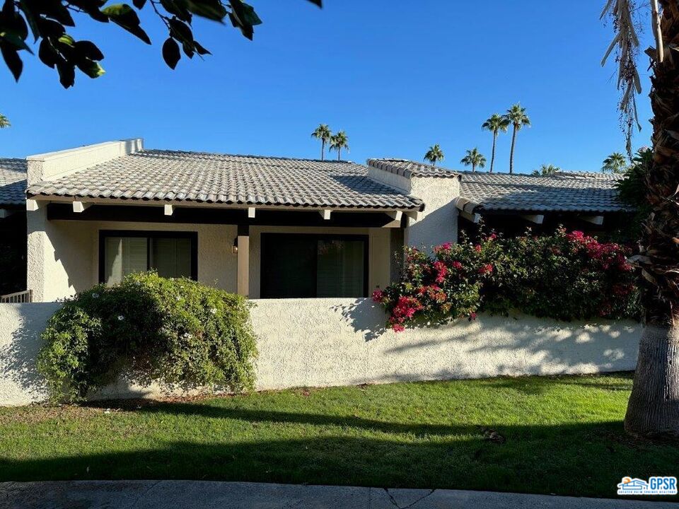 Image 3 for 1150 Palm Canyon Dr #78