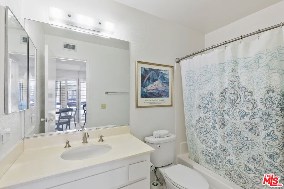 Image 10 for 1550 Camino Real  #325