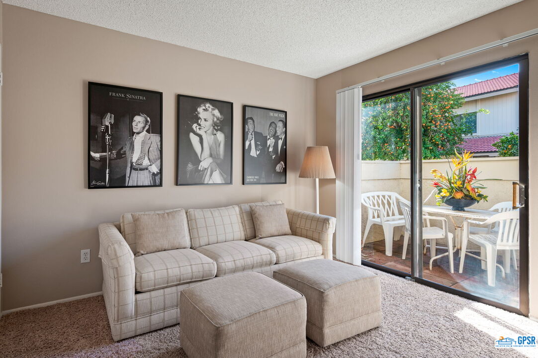 Image 4 for 6135 Montecito Dr #3