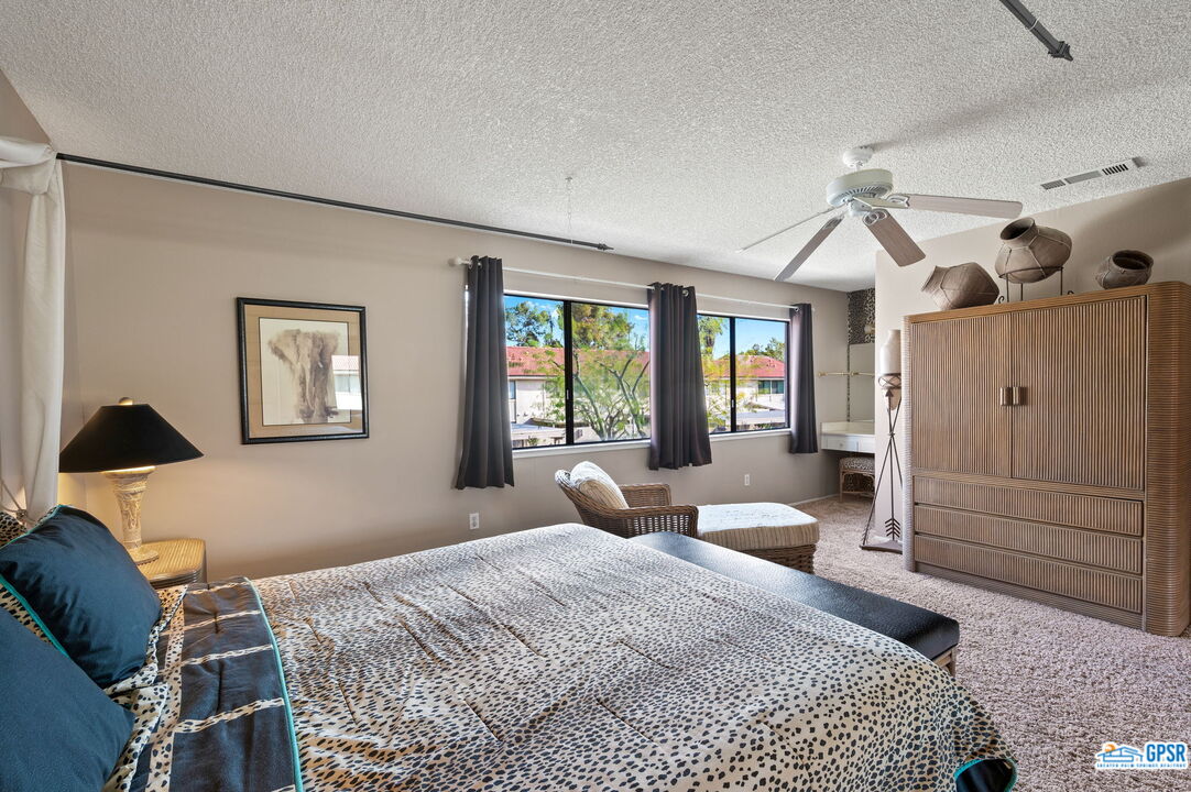 Image 11 for 6135 Montecito Dr #3