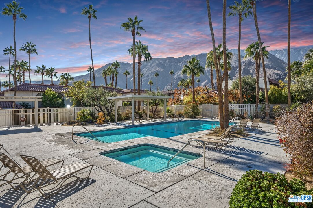 Image 4 for 326 W Santa Elena Rd