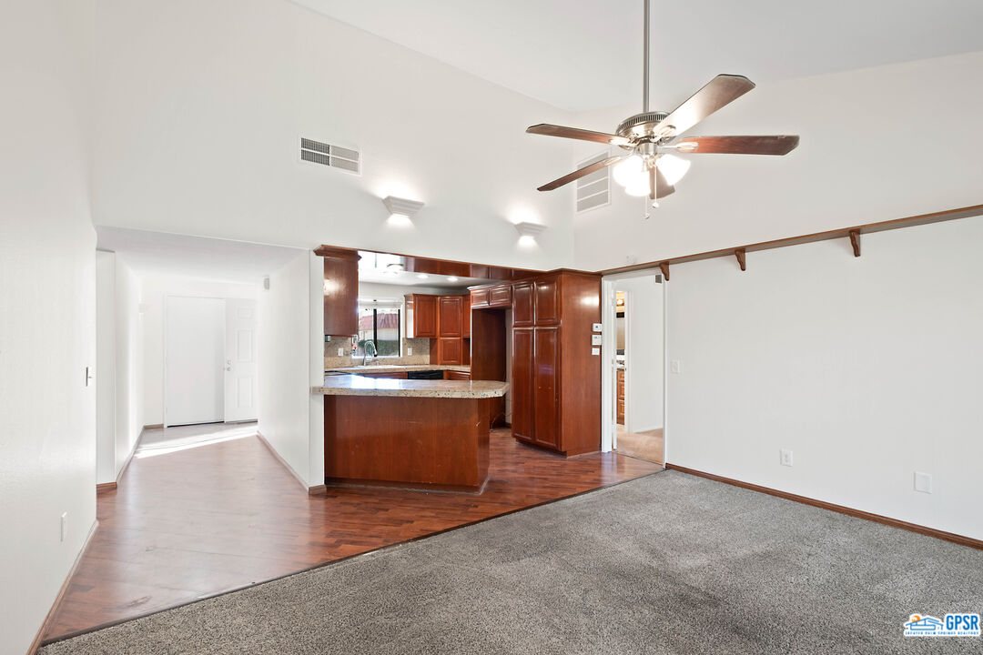 Image 7 for 40969 Inverness Way