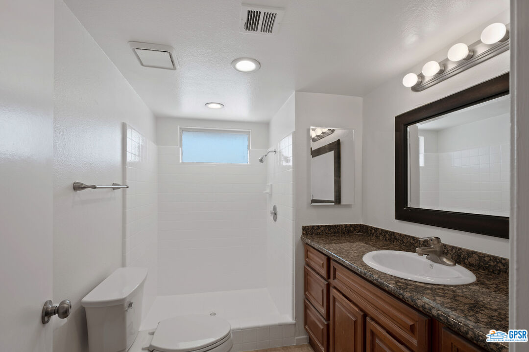 Image 14 for 40969 Inverness Way
