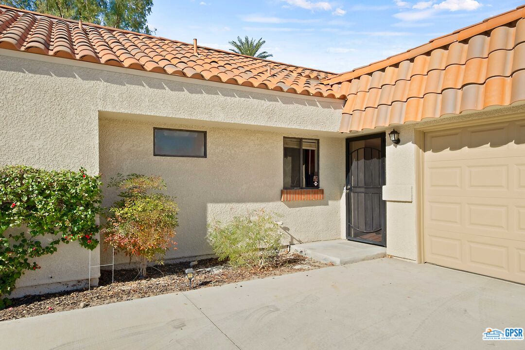 Image 5 for 40969 Inverness Way