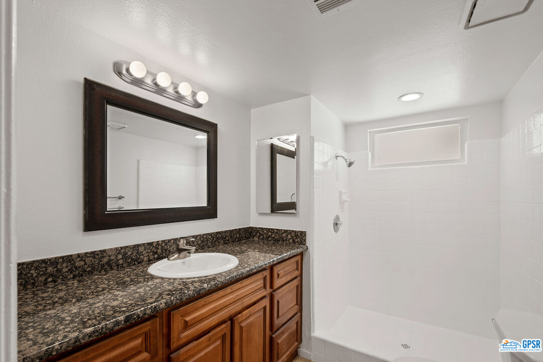 Image 26 for 40969 Inverness Way