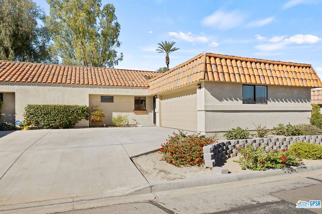 Image 38 for 40969 Inverness Way