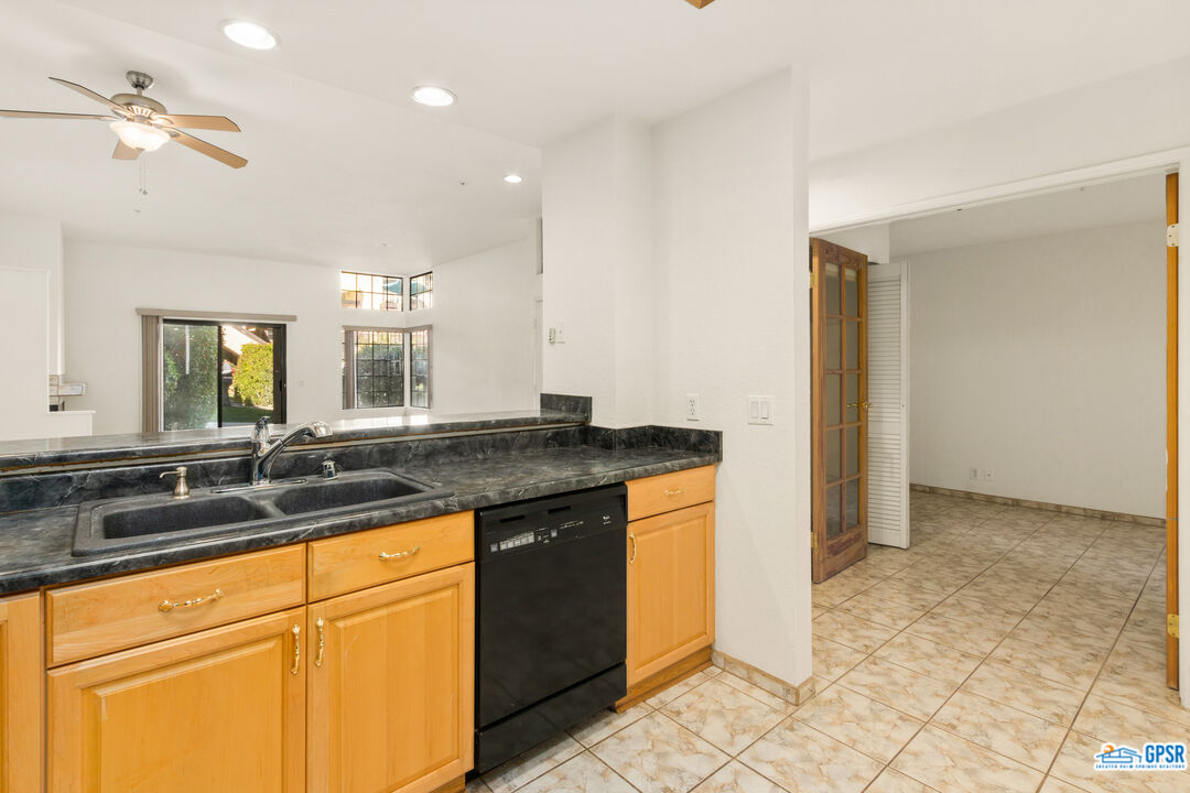 Image 12 for 2601 Broadmoor Dr #70