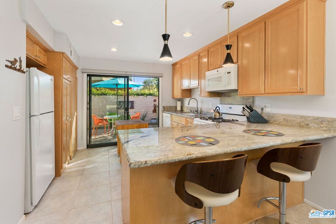 Image 12 for 2272 Los Patos Dr