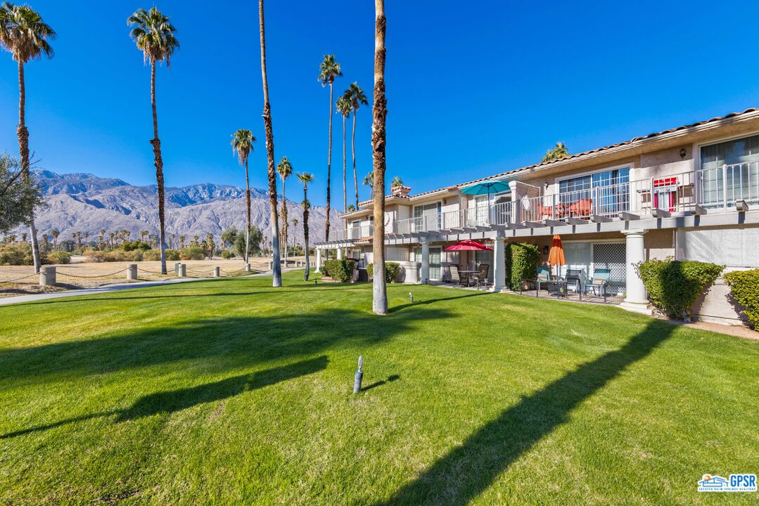 Image 2 for 505 Farrell Dr #O90