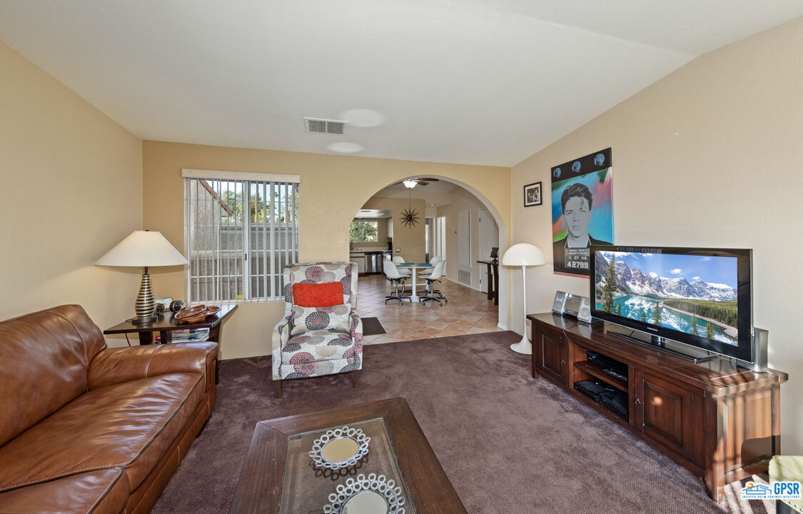 Image 18 for 505 Farrell Dr #O90