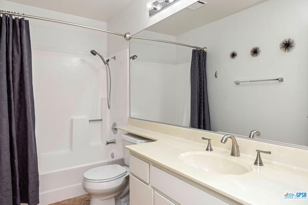 Image 25 for 505 Farrell Dr #O90