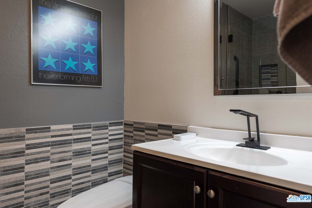 Image 6 for 1150 Palm Canyon Dr #49