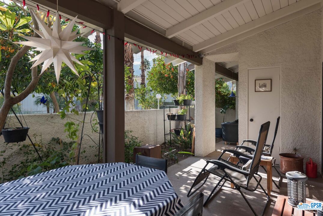 Image 15 for 1150 Palm Canyon Dr #49