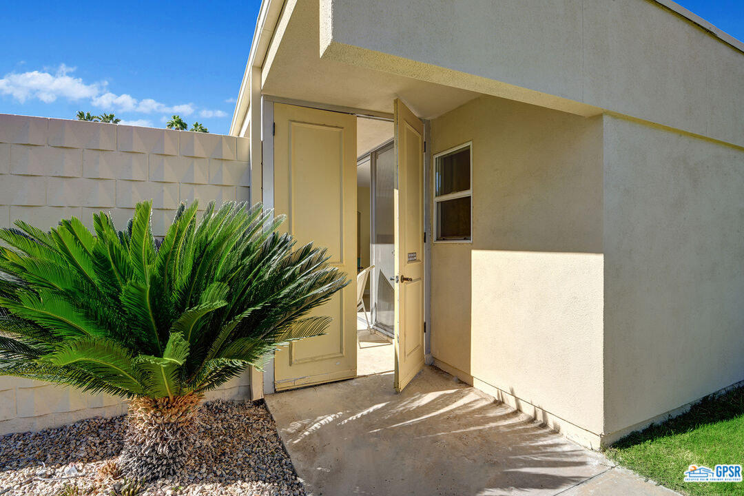 Image 20 for 288 Desert Lakes Dr