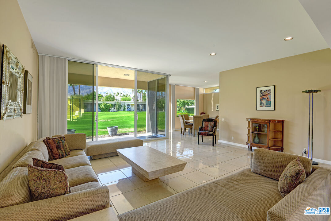 Image 10 for 288 Desert Lakes Dr