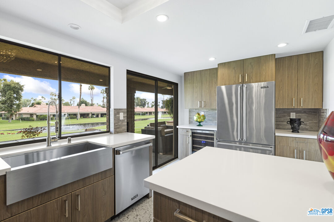 Image 13 for 72   Presidio Pl