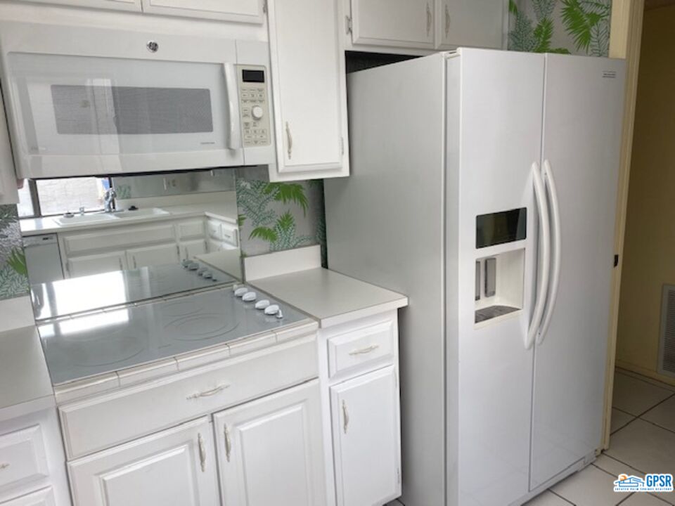 Image 11 for 2440 Linden Way #B