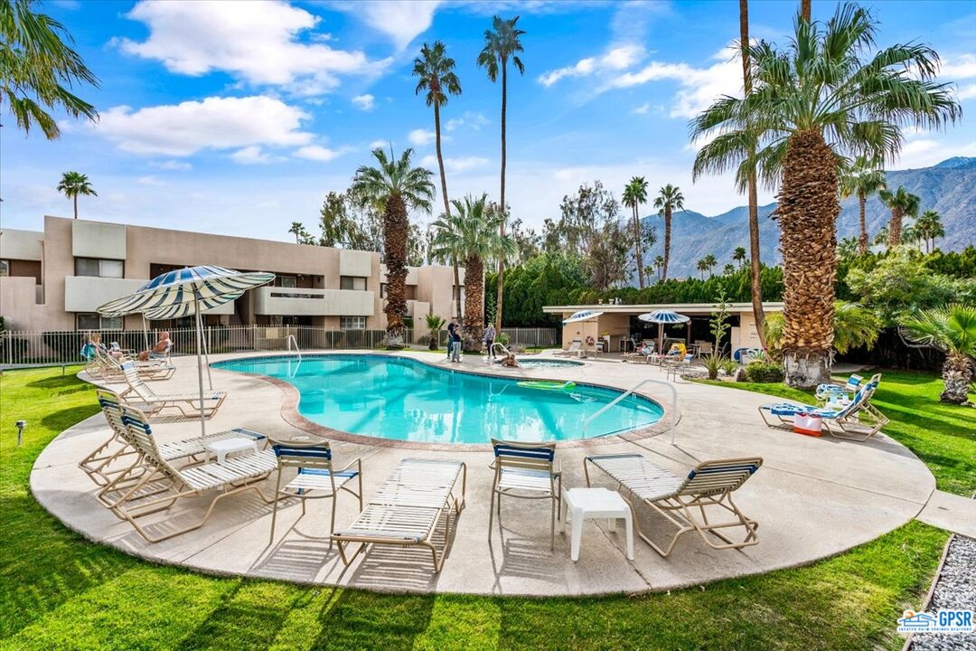 Image 4 for 1268 Ramon Rd #31