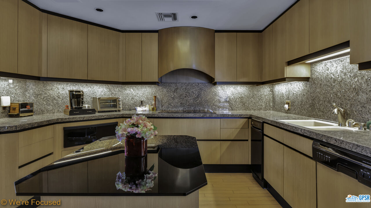 Image 19 for 899 Island Dr #213
