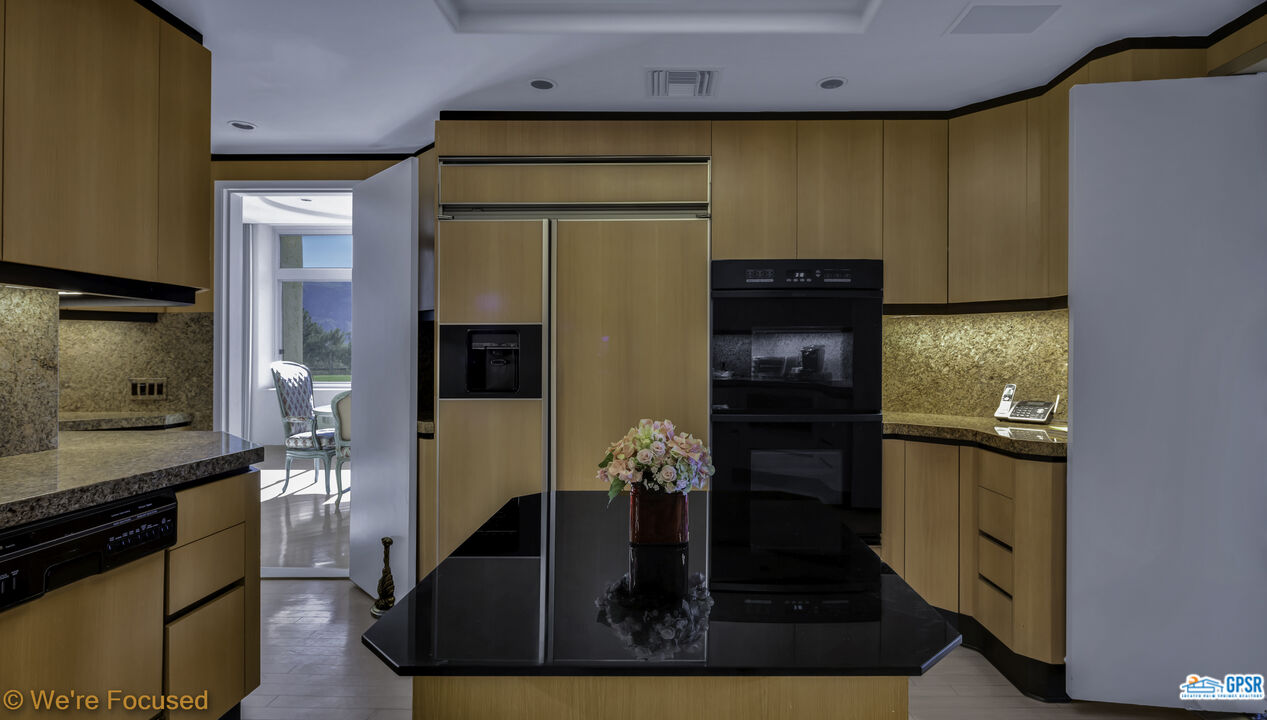 Image 20 for 899 Island Dr #213