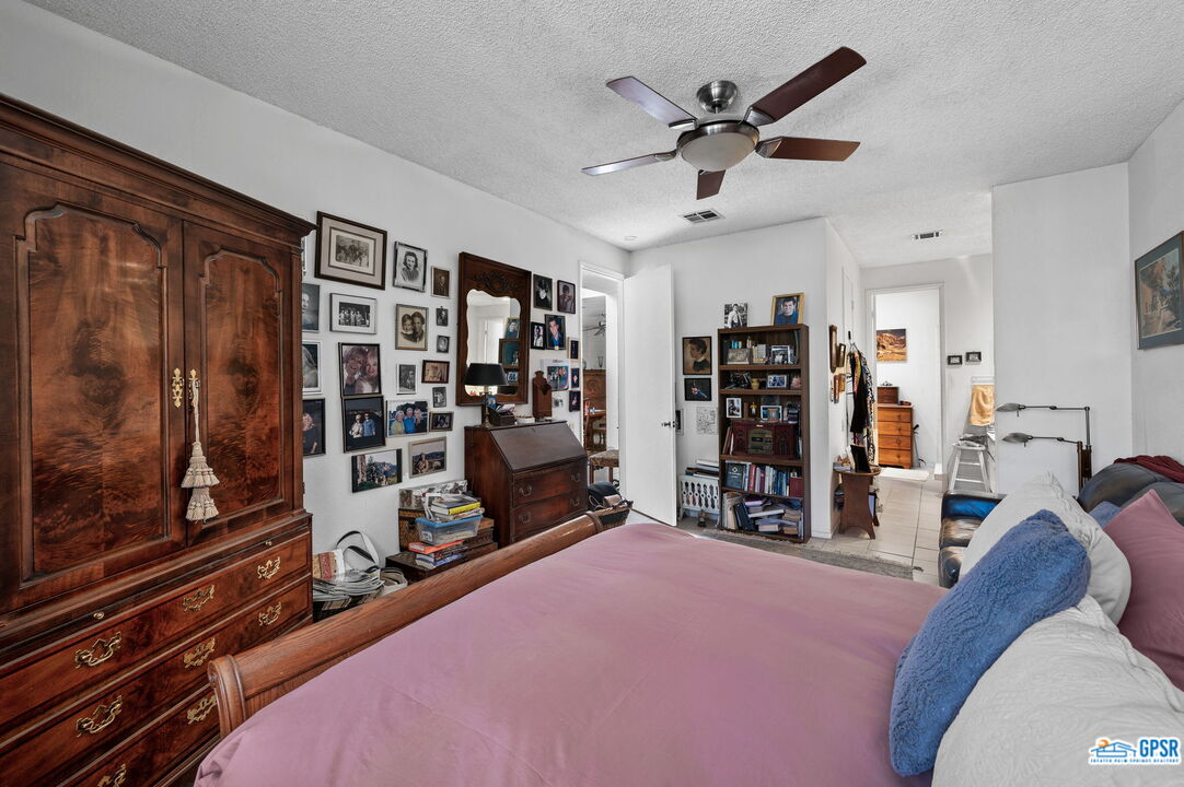 Image 17 for 1453  E Amado Rd