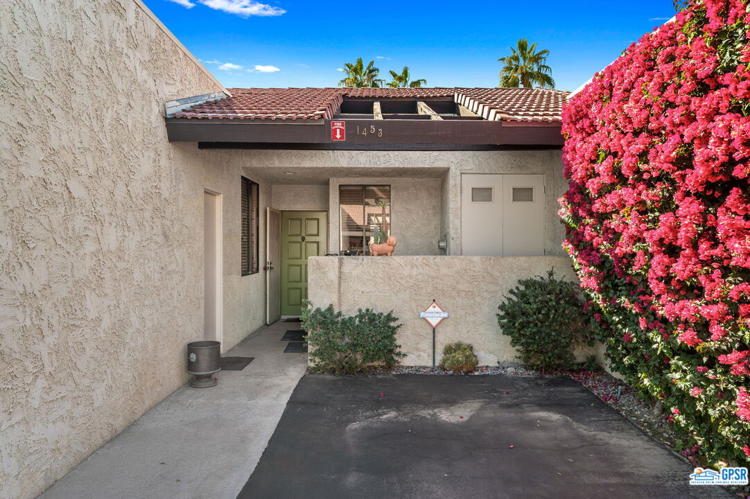 Image 36 for 1453  E Amado Rd