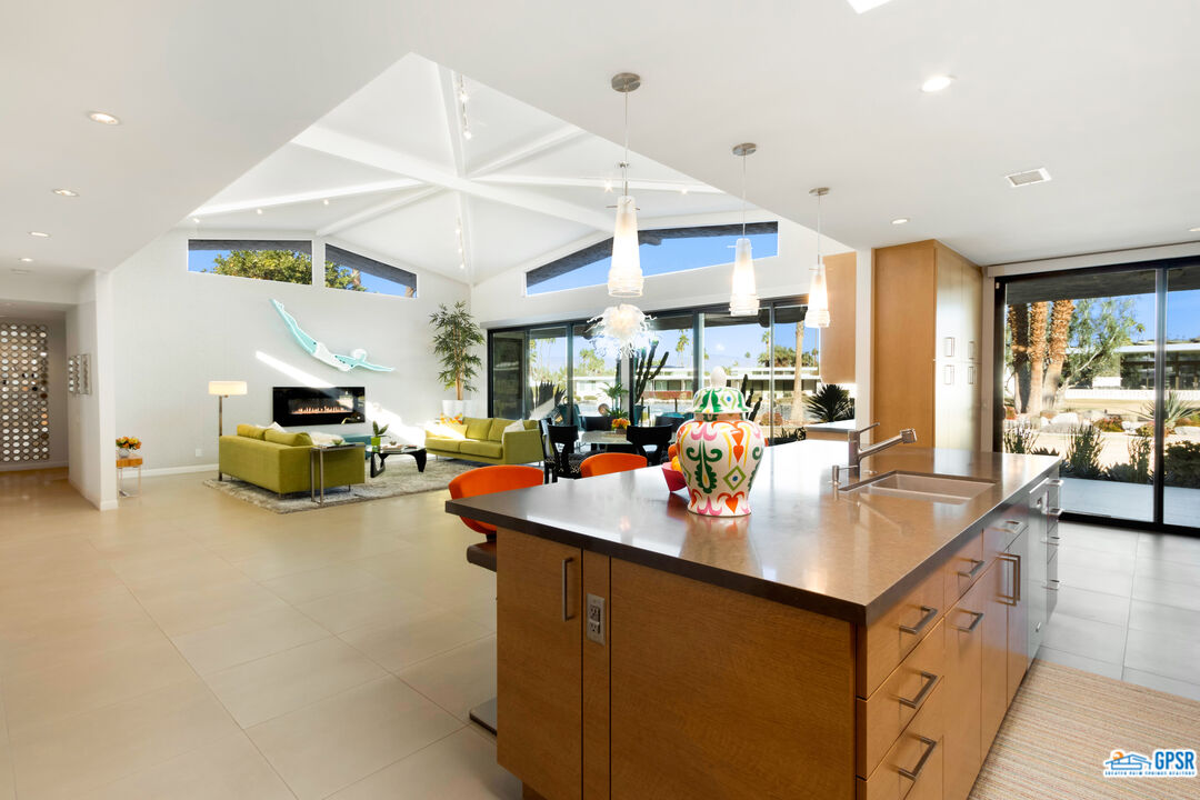 Image 19 for 1374   Malaga Cir