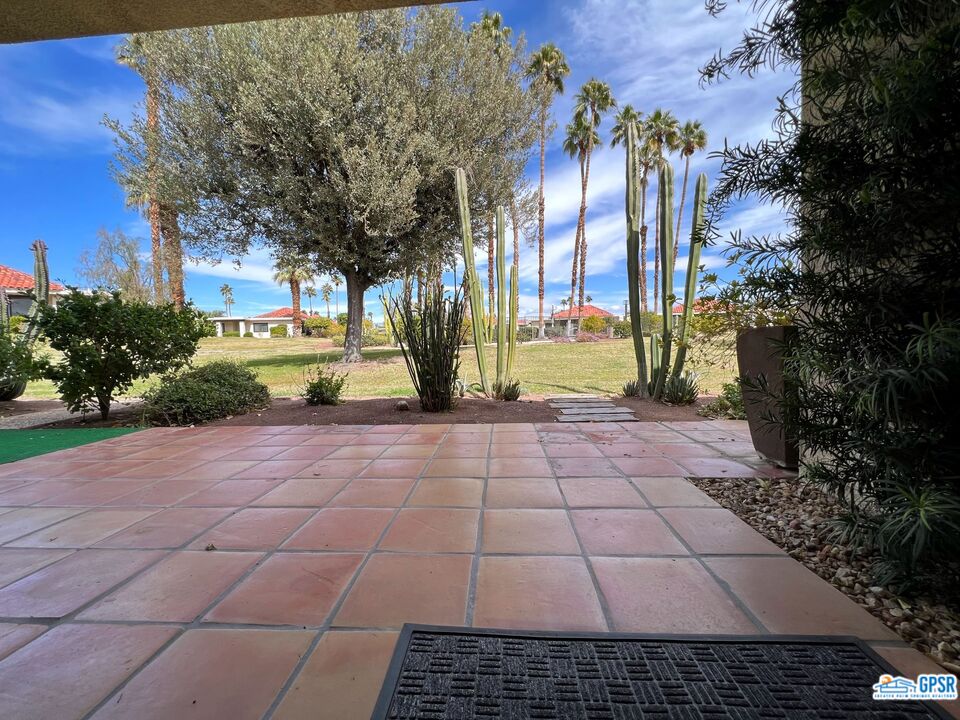 Image 3 for 688 N Majorca Cir