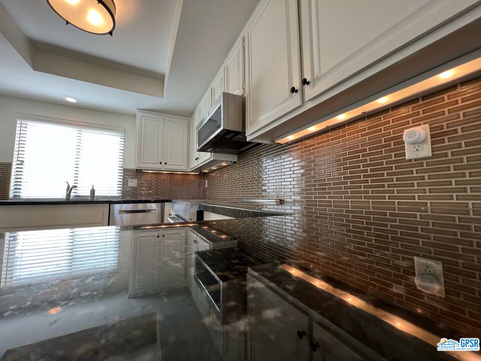Image 6 for 688 N Majorca Cir