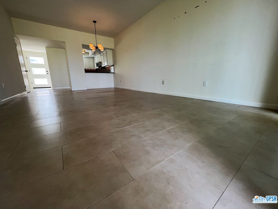 Image 16 for 688 N Majorca Cir