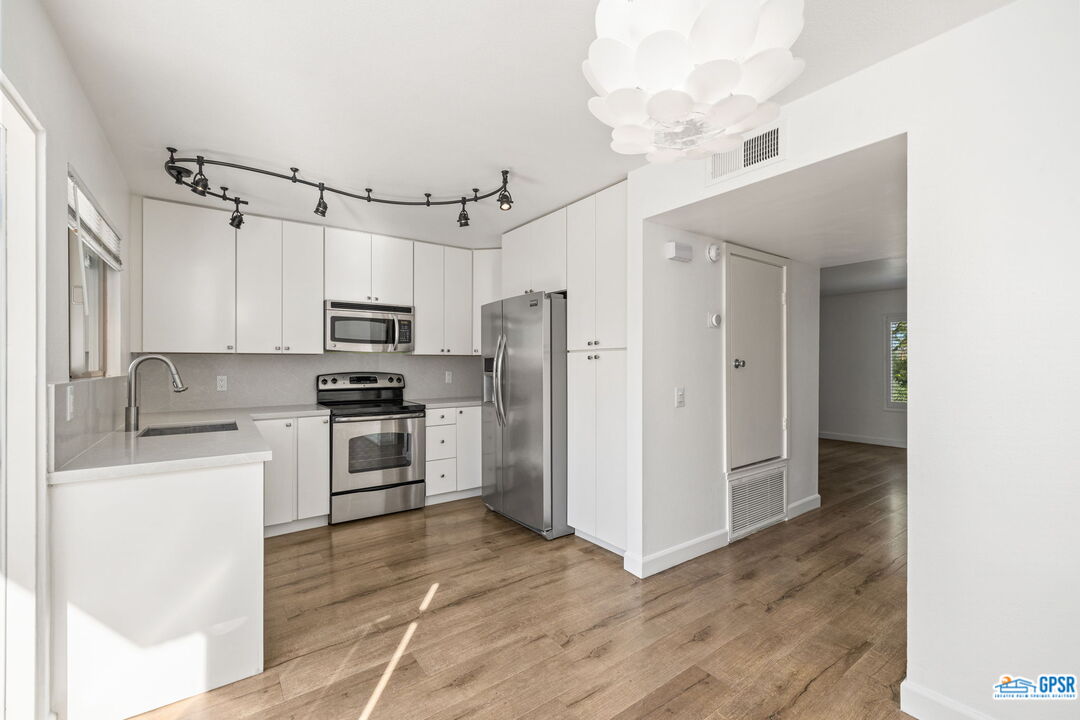 Image 9 for 1268 Ramon Rd #17