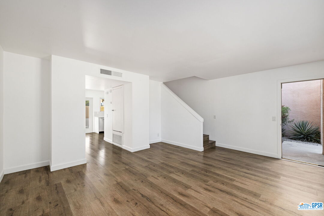 Image 19 for 1268 Ramon Rd #17